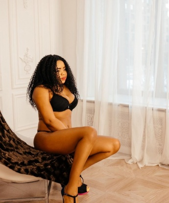 Нина, 24 года, 3 размер груди